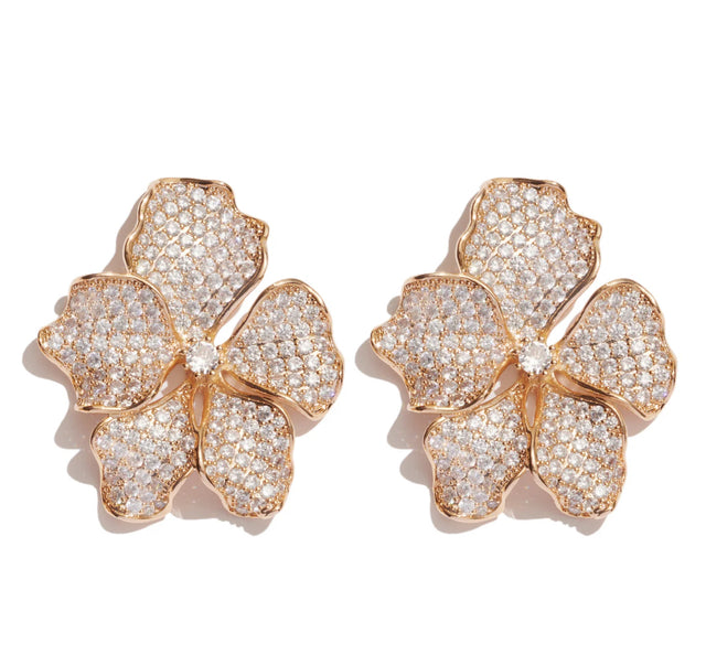 Lisa Earrings in Gold