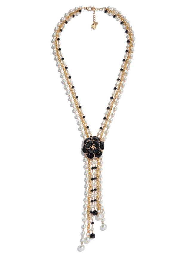 Madame Pearl Long Necklace