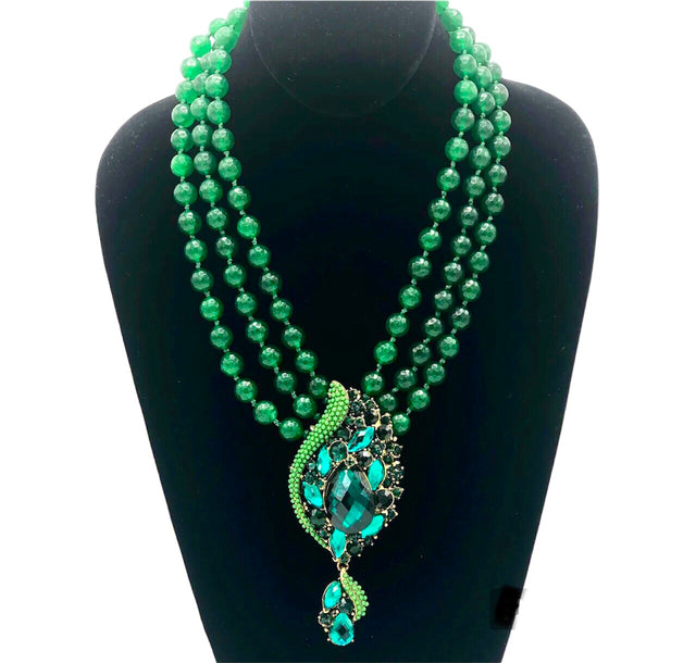 Majesty Emerald Collier with pendant