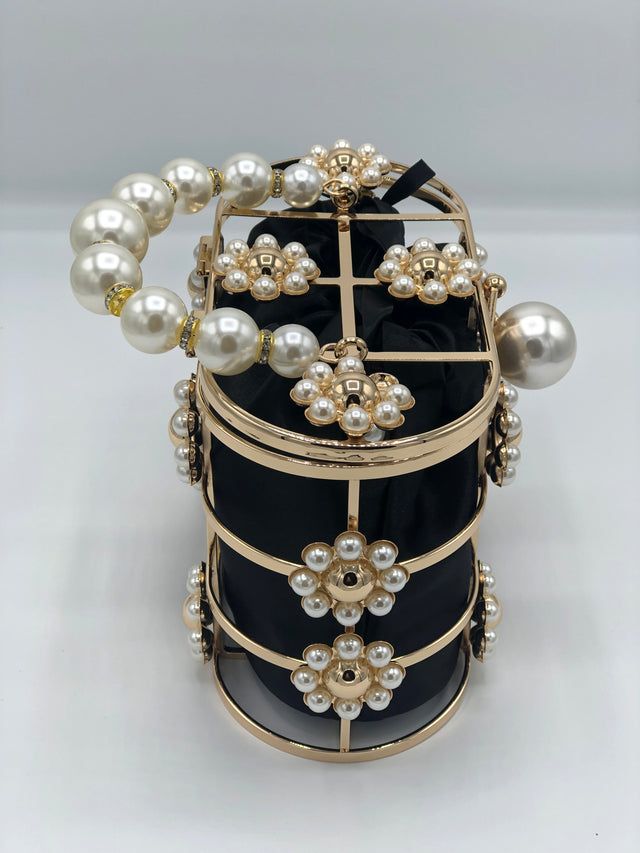 Pearl Daisy bag in black