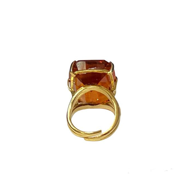 Statement Ring in Cognac