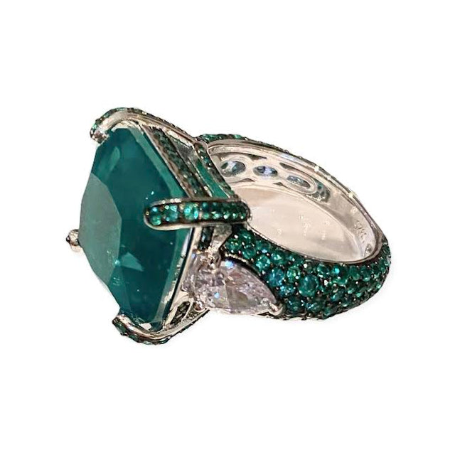 Jumbo Solitaire Ring in Emerald