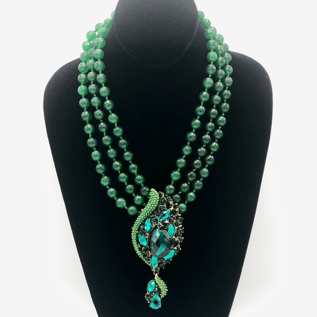 Majesty Emerald Collier with pendant