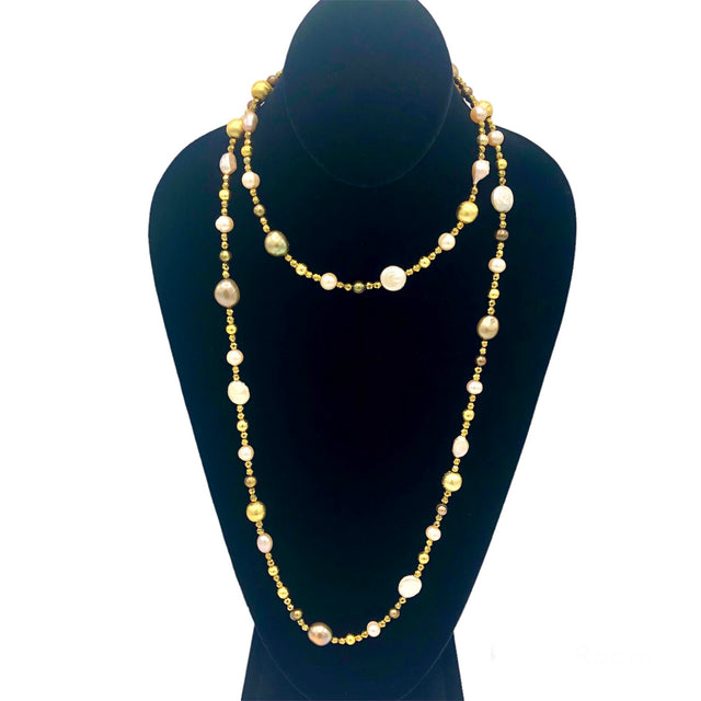 Pearl strand necklace with Swarovski elements