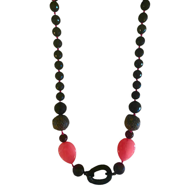 Black Onyx & Rose - Colored Agate