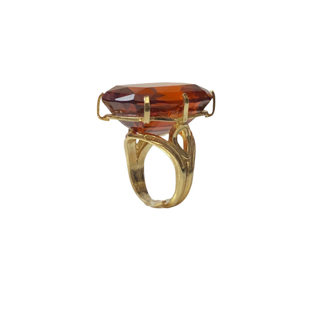 Statement Ring in Cognac