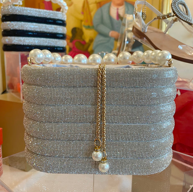 Lolita Crystal bag with Pearl handle in White
