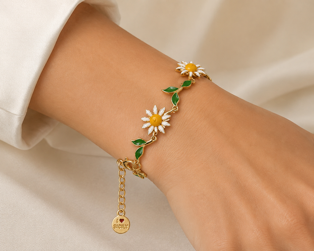 Elegant Daisy Bracelet