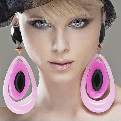 Capri Clip-on Earrings in Pink & Black