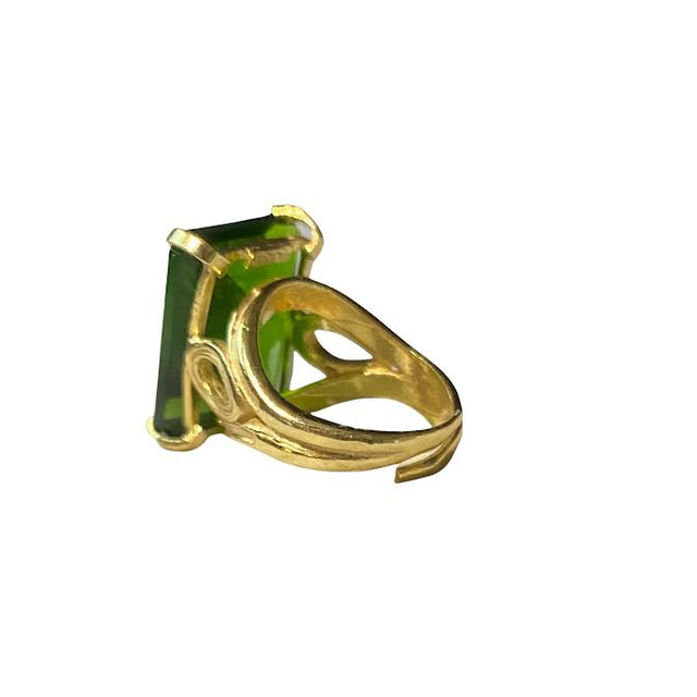 Statement Ring in Emerald Green