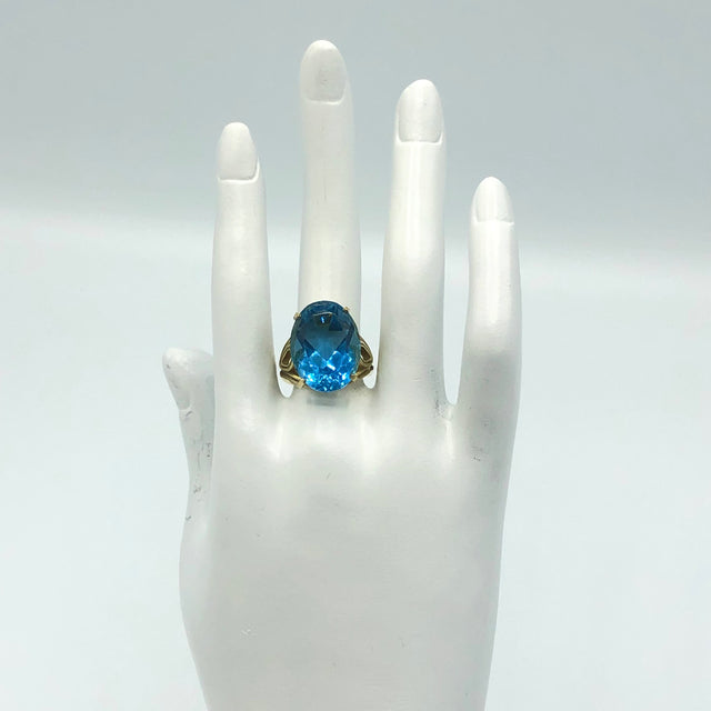 Oval shaped blue quartz petite ring
