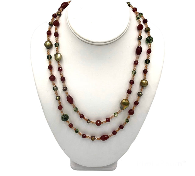 Long beaded necklace with pearl, carnelian stone
