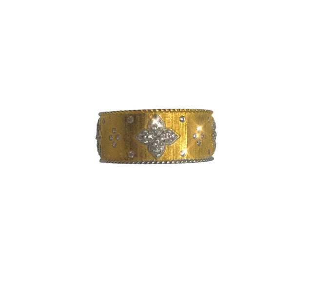 Brushed Design Ring in Gold