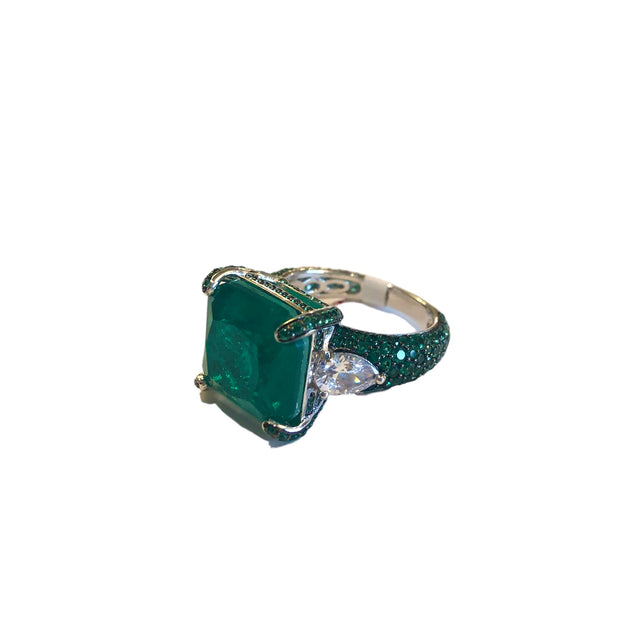 Jumbo Solitaire Ring in Emerald